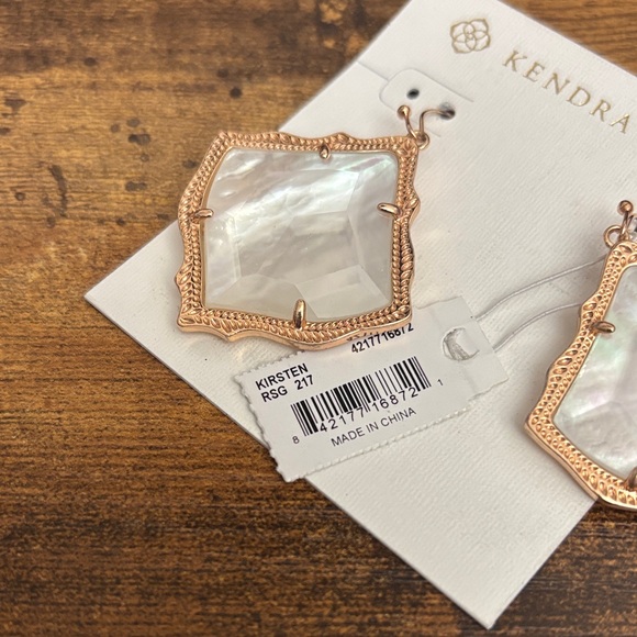 Kendra Scott Kirsten Rose Gold and Mother of Pearl HookEarrings - Picture 2 of 3